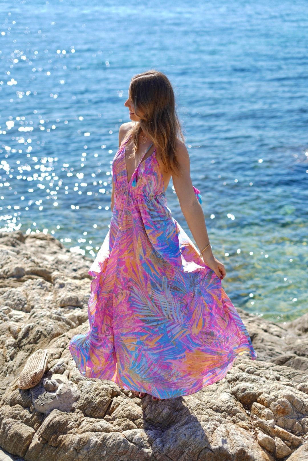Robe longue dos nu imprimé aquarelle – Fluide, lumineuse et ultra féminine