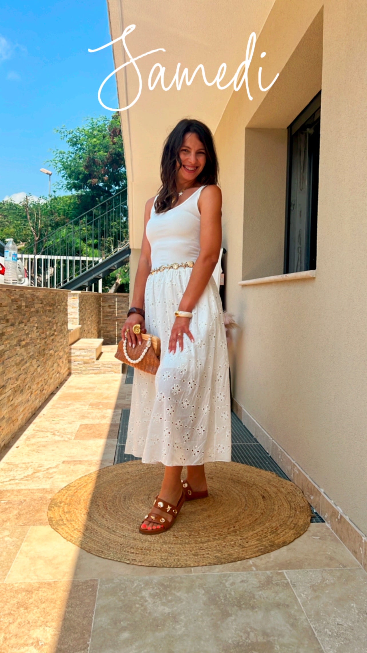 Robe d’été blanche, en broderie inglaise - Look casuel & élégant