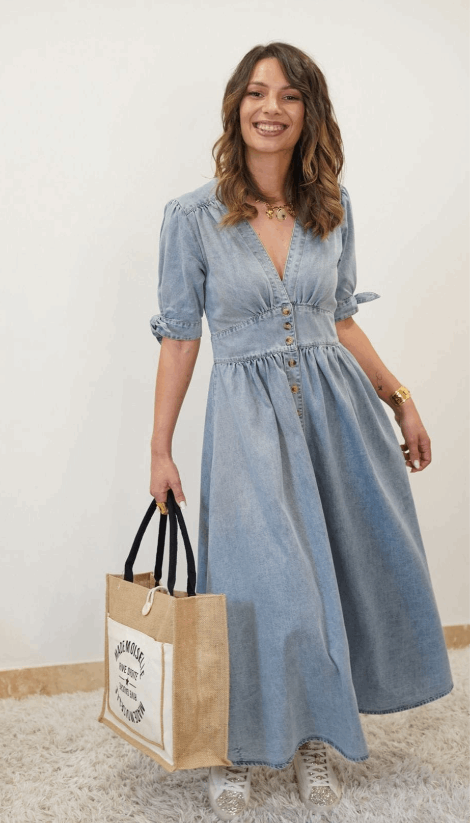 Robe longue en jean Helena – Look casual chic, manches courtes, taille marquée - Jad'Or la Mode- La mode au service-de-la-féminité
