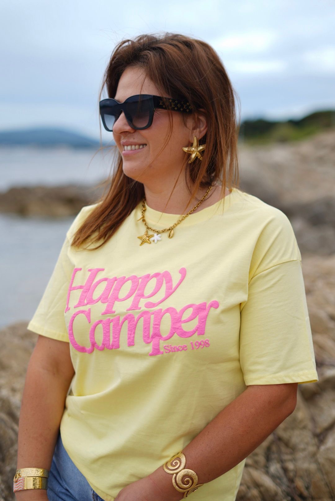 T-shirt femme Happy Camper manches courtes - Jaune