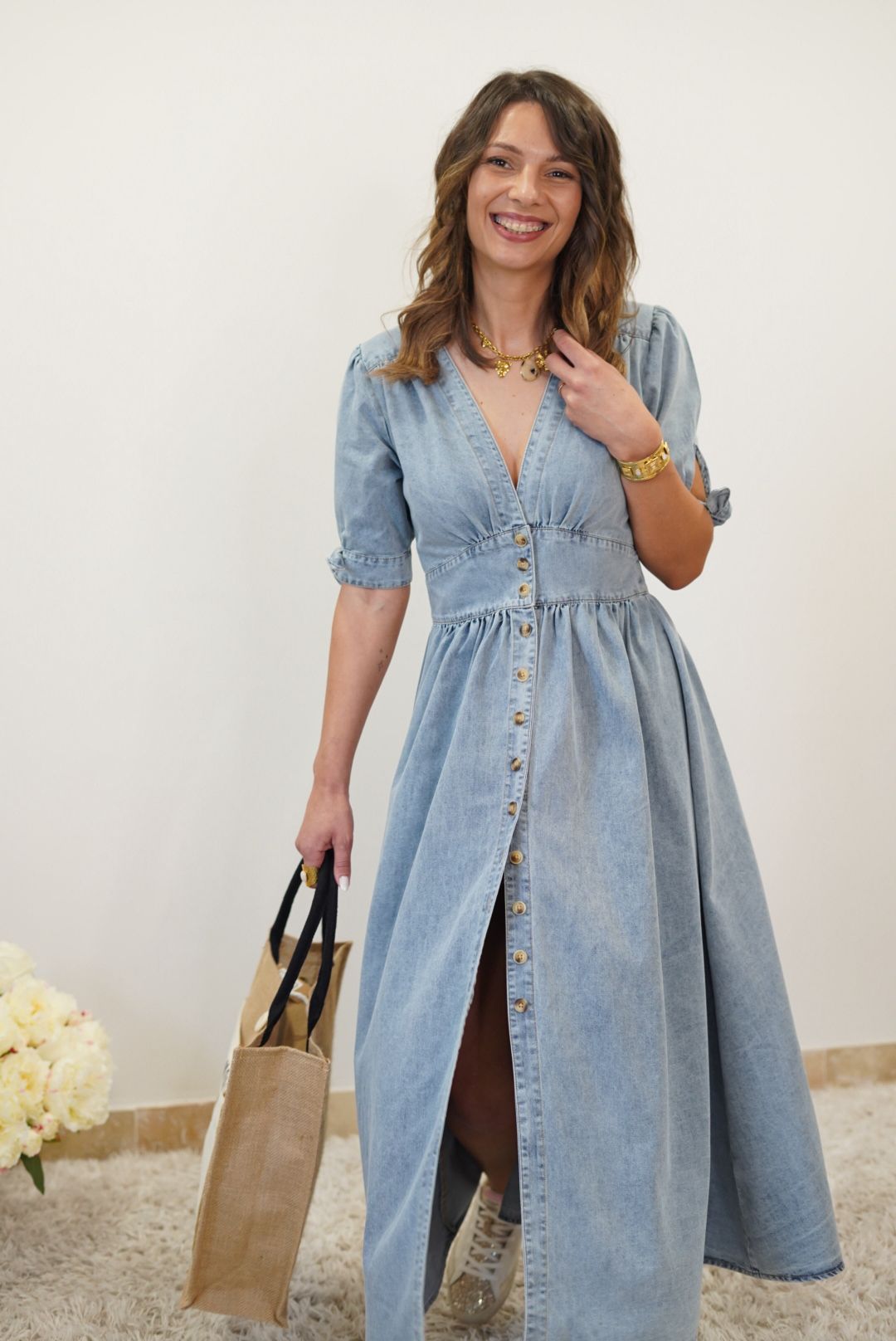 Robe longue en jean Helena – Look casual chic, manches courtes, taille marquée - Jad'Or la Mode- La mode au service-de-la-féminité