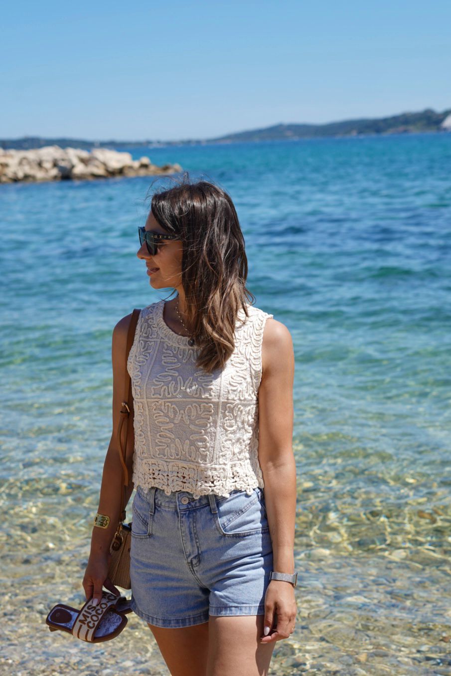 Top brodé écru en coton – Style bohème chic