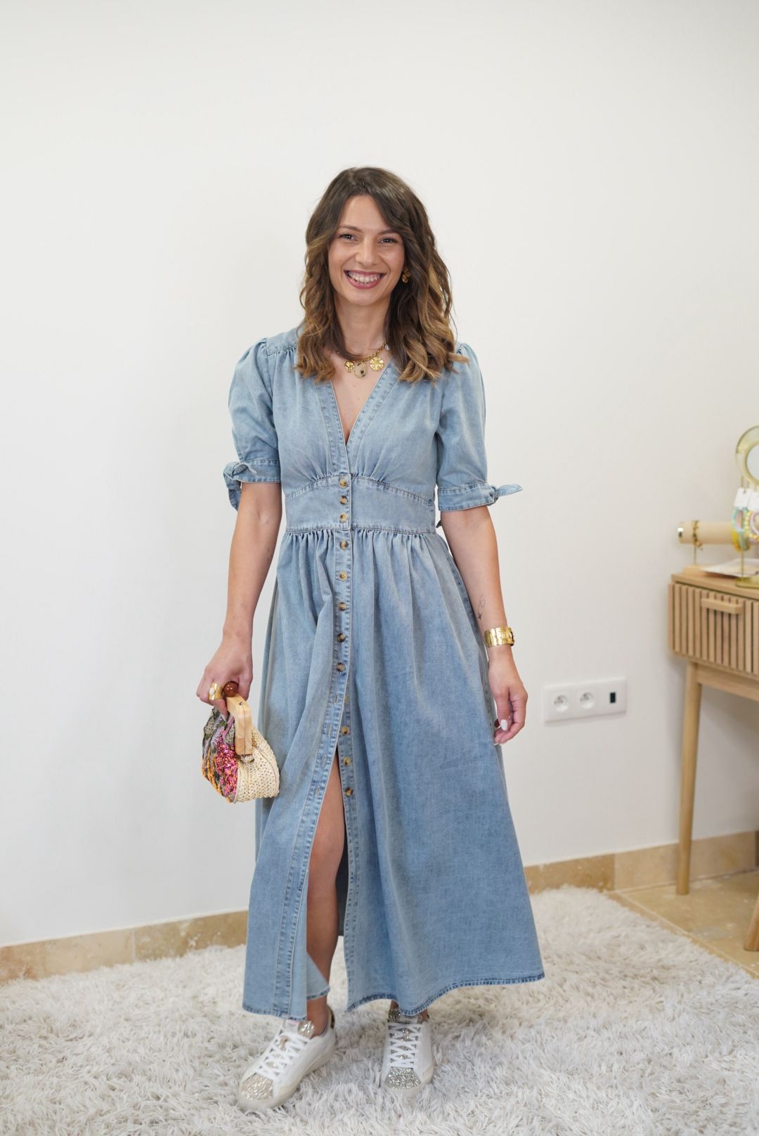 Robe longue en jean Helena – Look casual chic, manches courtes, taille marquée - Jad'Or la Mode- La mode au service-de-la-féminité