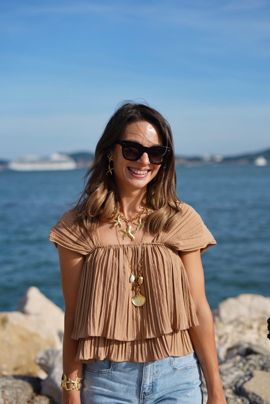 Haut Beige plissé off-shoulder – Taille unique