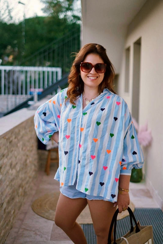 Chemise rayée bleu et blanc avec cœurs brodés - The Corner - Jad'Or la Mode- La mode au service-de-la-féminité