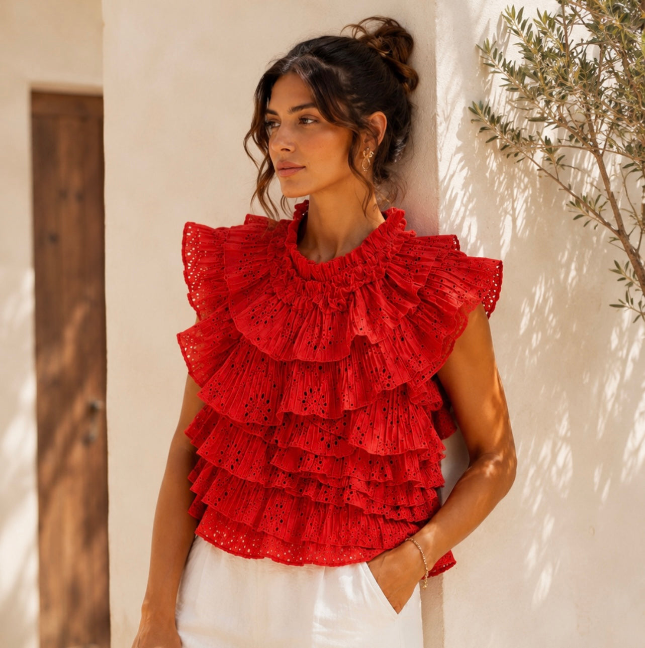 Top dos nu à volants - Broderie anglaise