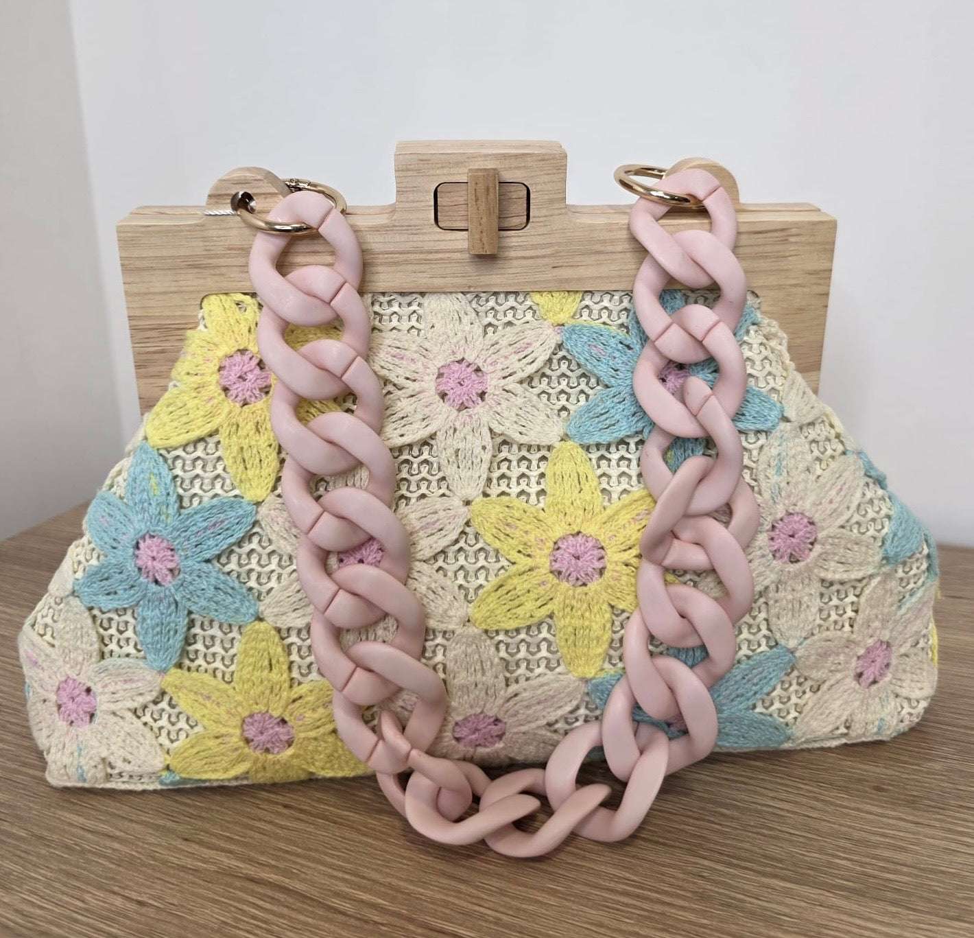 Pochette Flowers - Jad'Or la Mode- La mode au service-de-la-féminité