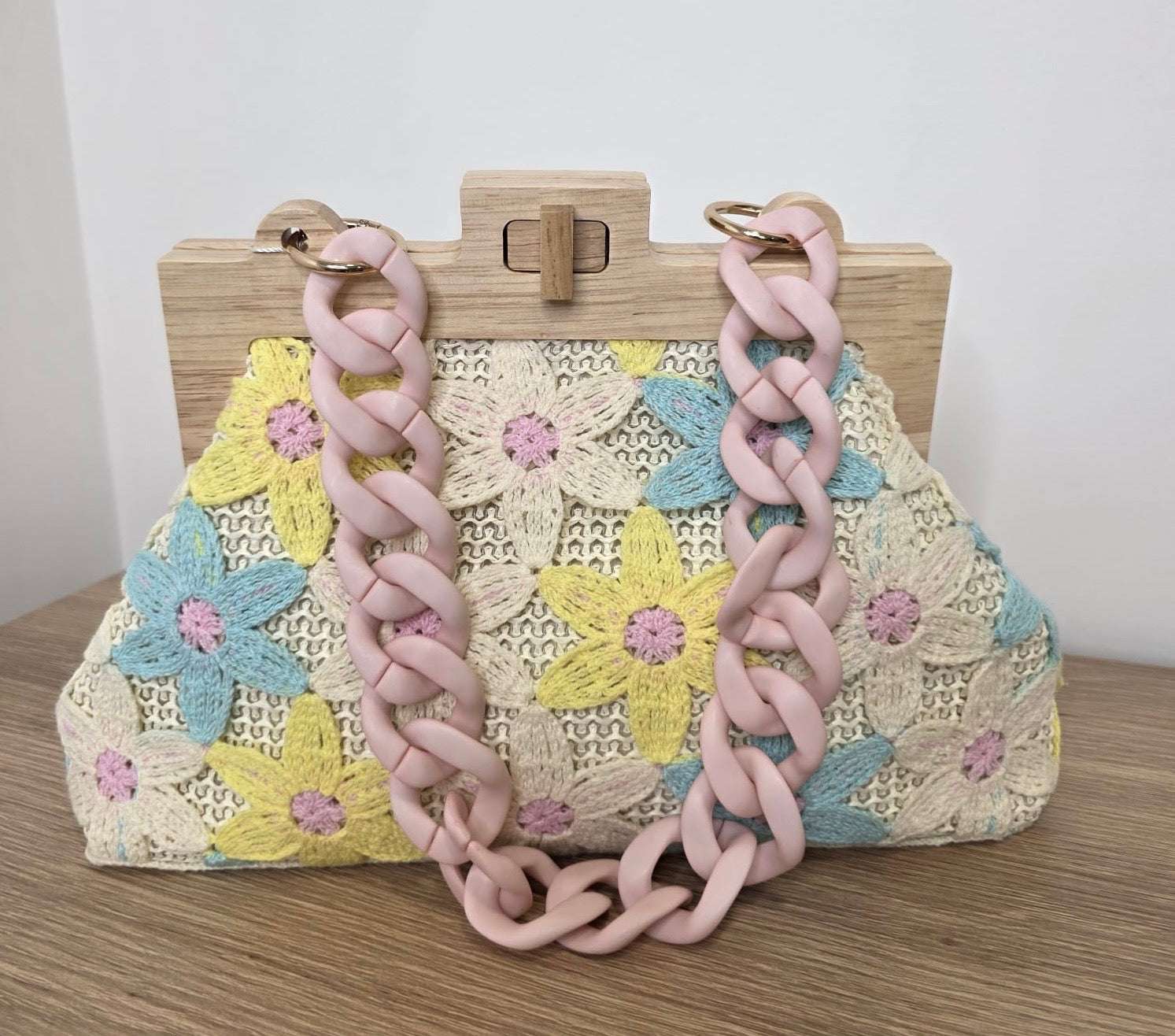 Pochette Flowers - Jad'Or la Mode- La mode au service-de-la-féminité