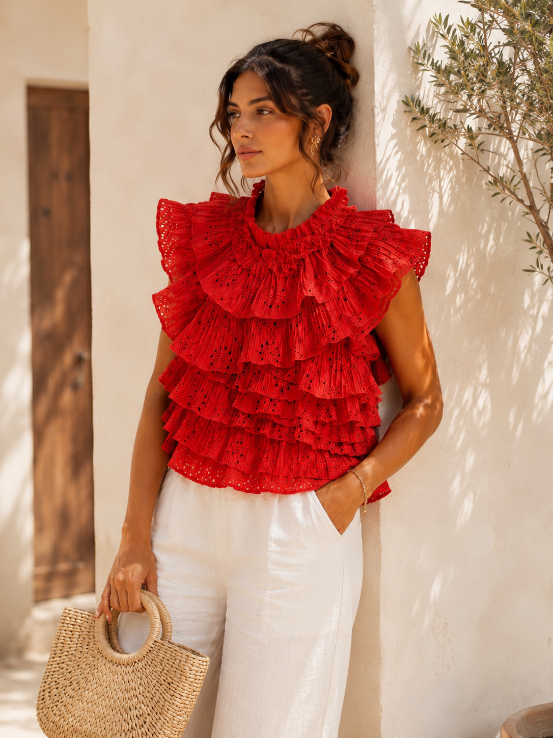 Top dos nu à volants - Broderie anglaise