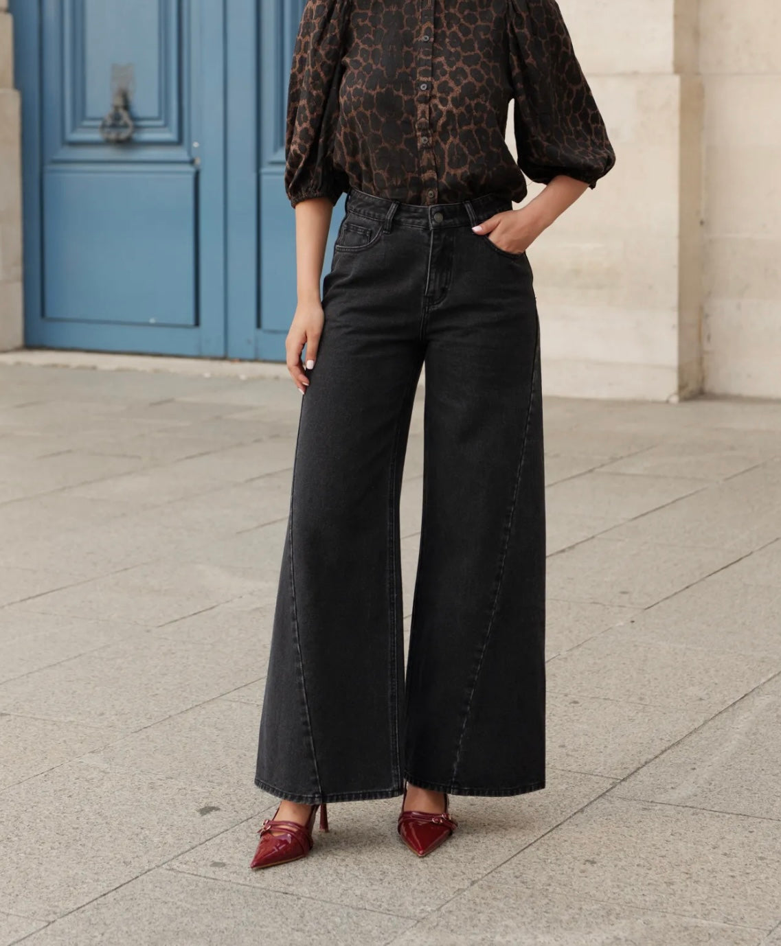 Jean Oraije, Palazzo Barnes - noir anthracite