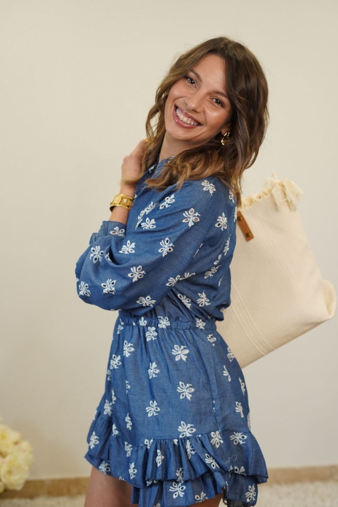 Combishort fleurie bleu en coton – Look estival chic et décontracté - Jad'Or la Mode- La mode au service-de-la-féminité