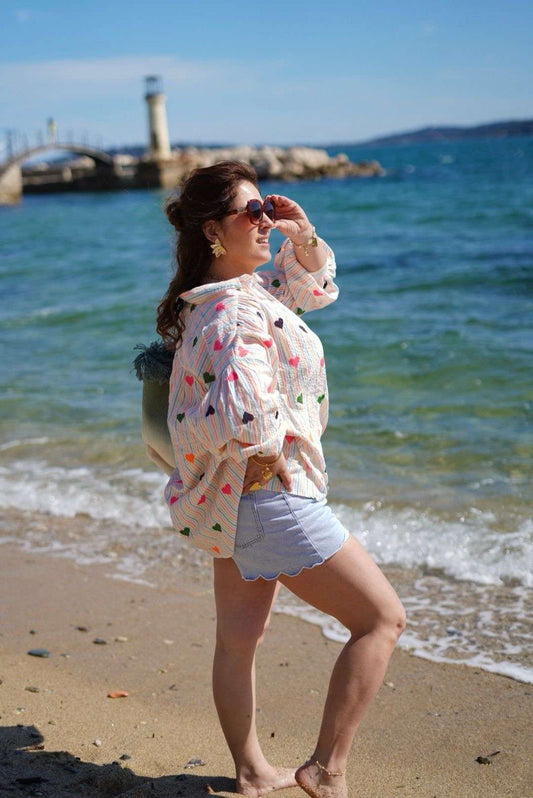 Chemise The Corner, rayée bleu et blanc avec des cœurs brodés - Jad'Or la Mode- La mode au service-de-la-féminité