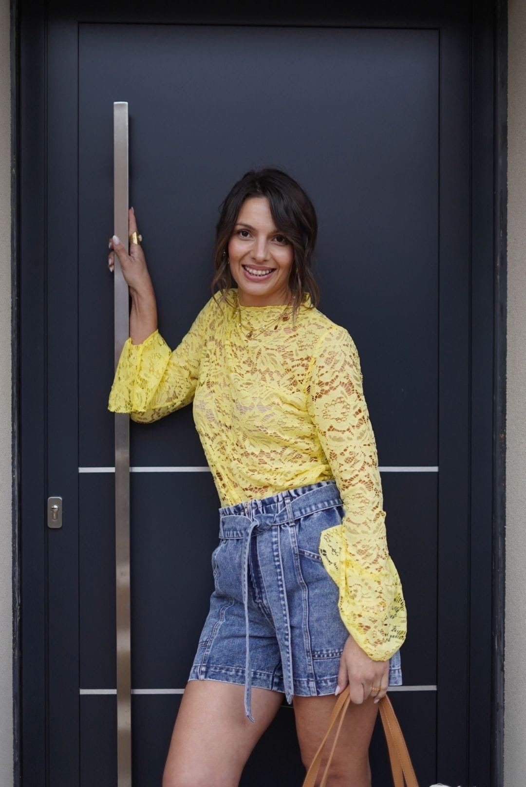 Top dentelle manches longues évasées - jaune - Jad'Or la Mode- La mode au service-de-la-féminité
