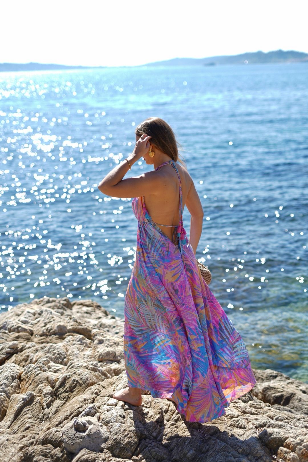 Robe longue dos nu imprimé aquarelle – Fluide, lumineuse et ultra féminine