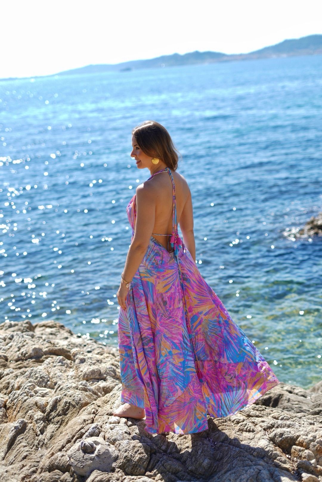 Robe longue dos nu imprimé aquarelle – Fluide, lumineuse et ultra féminine