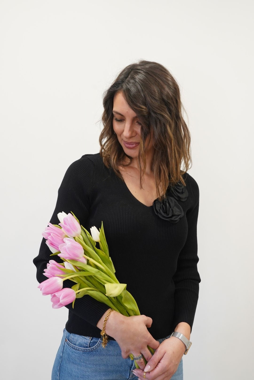 Pull Dalila orné fleurs - Noir - Jad'Or la Mode- La mode au service-de-la-féminité