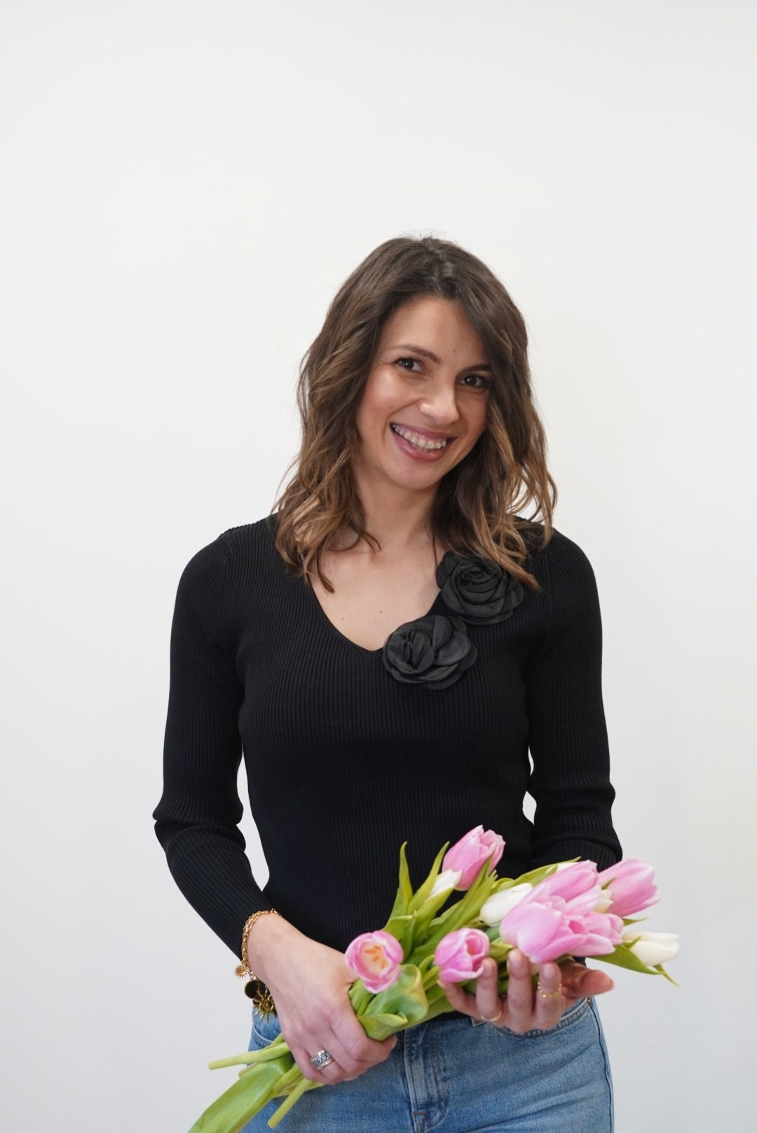 Pull Dalila orné fleurs - Noir - Jad'Or la Mode- La mode au service-de-la-féminité