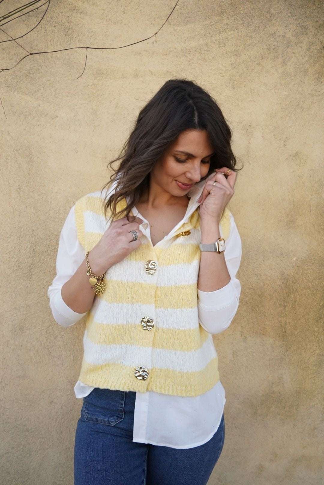 Gilet sans manches boutonné rayé jaune - Jad'Or la Mode- La mode au service-de-la-féminité