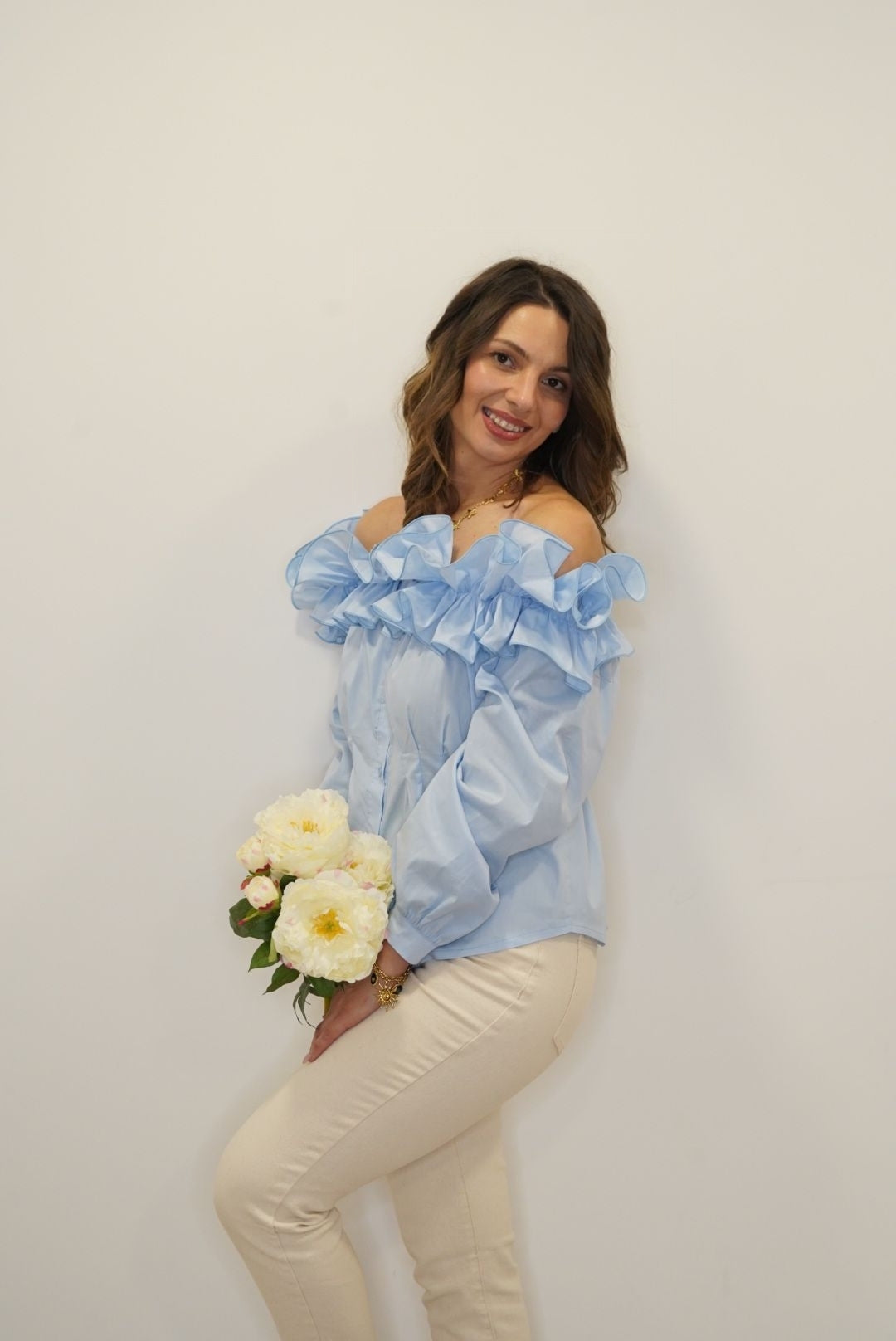 Chemise Lola col bardot à volants - bleu - Jad'Or la Mode- La mode au service-de-la-féminité