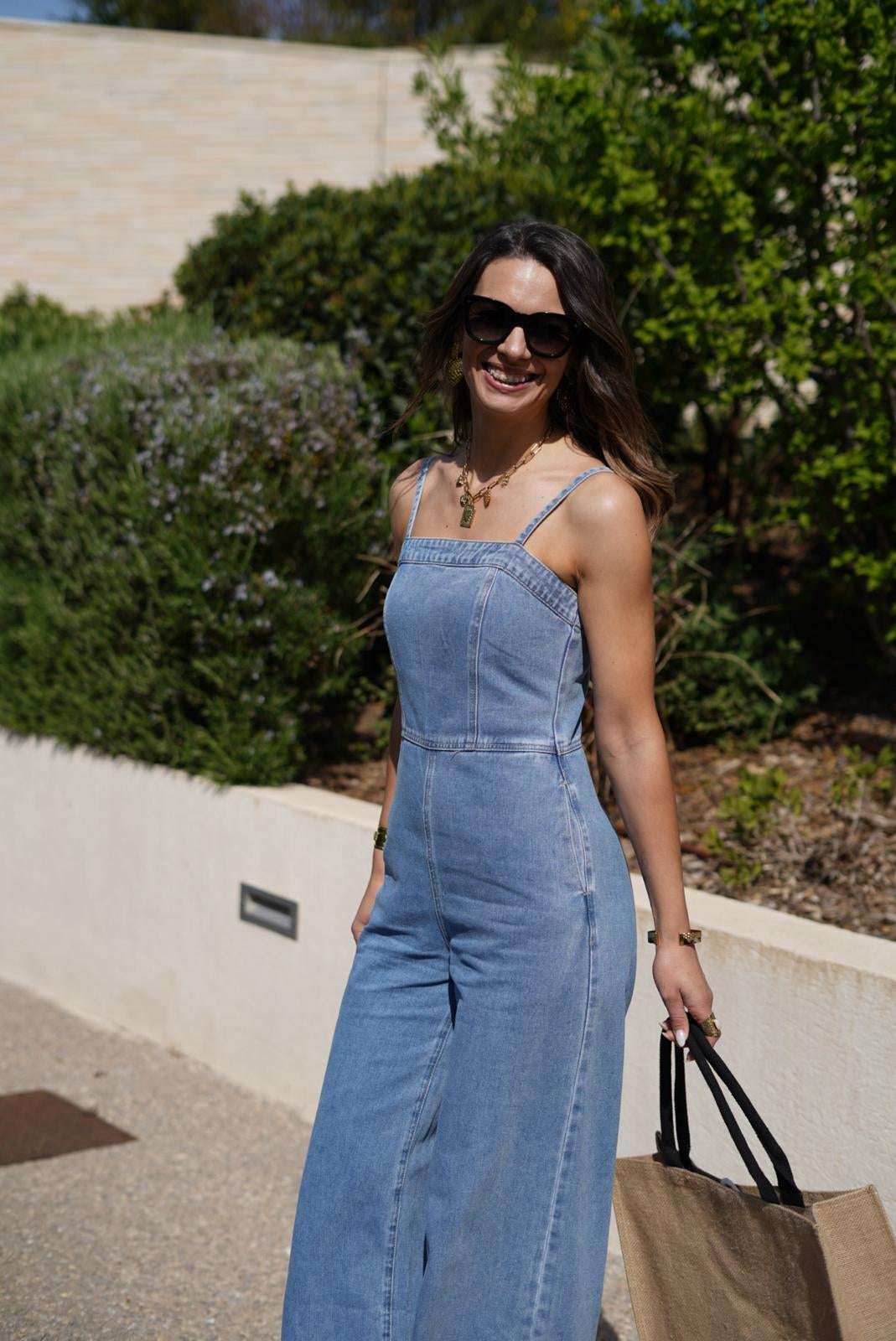 Combinaison en jean Luna – Salopette large – Look casual chic été - Jad'Or la Mode- La mode au service-de-la-féminité