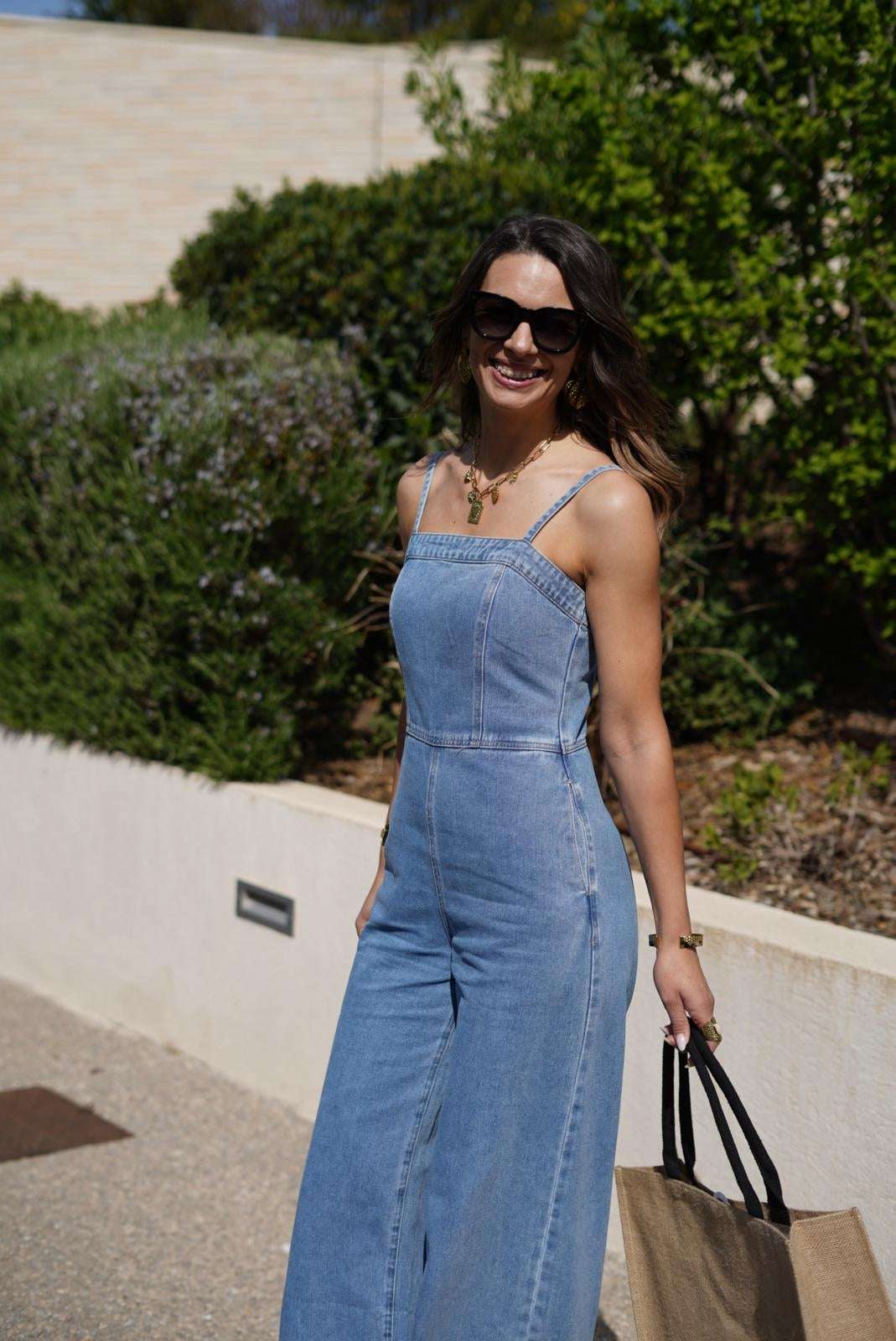 Combinaison en jean Luna – Salopette large – Look casual chic été - Jad'Or la Mode- La mode au service-de-la-féminité