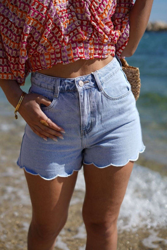 Short en jean fleur - Tendance et stylé - Jad'Or la Mode- La mode au service-de-la-féminité