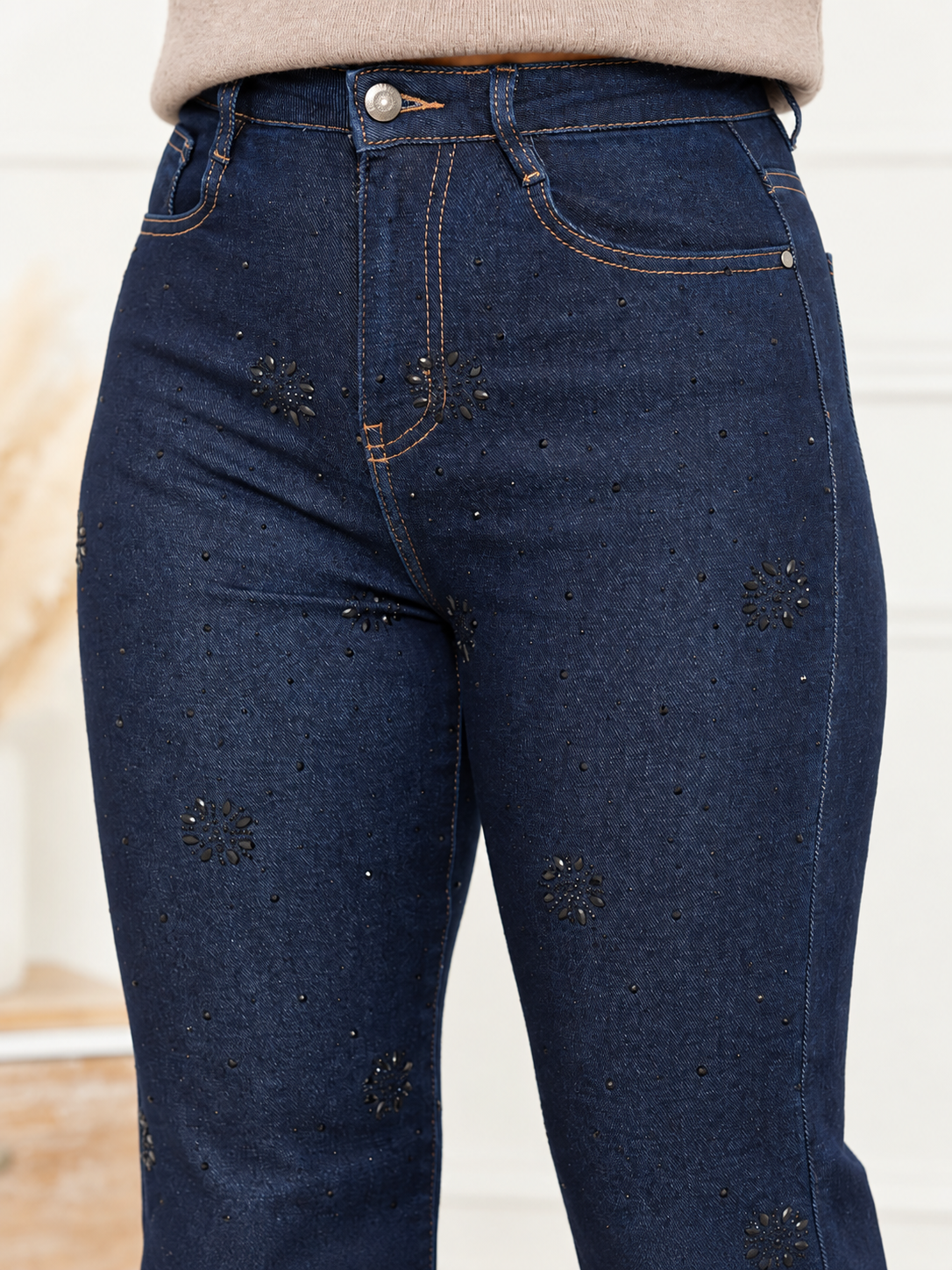Jean à strass – Élégance & confort