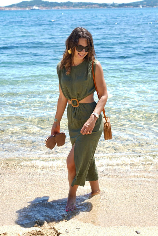 Robe estivale à découpe taille – kaki