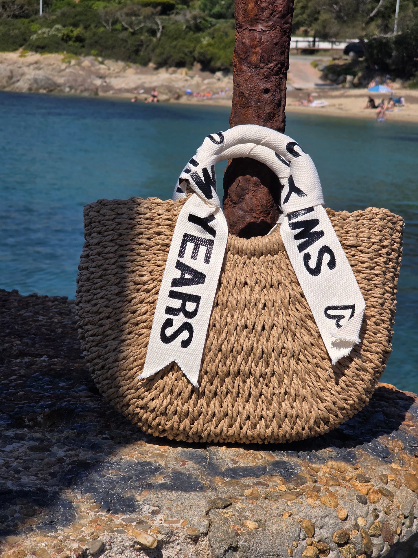 Sac cabas en raphia tressé – Anse ruban imprimé – Esprit bohème chic