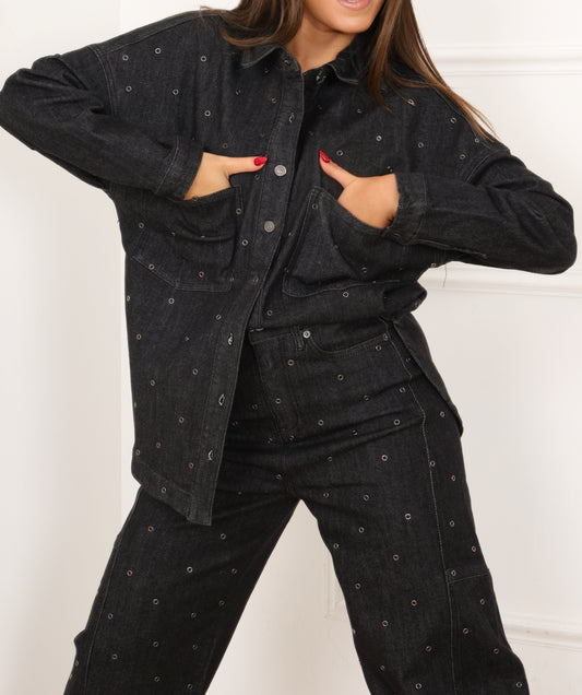 Veste en jean noir à œillets – Oversize, style rock chic 