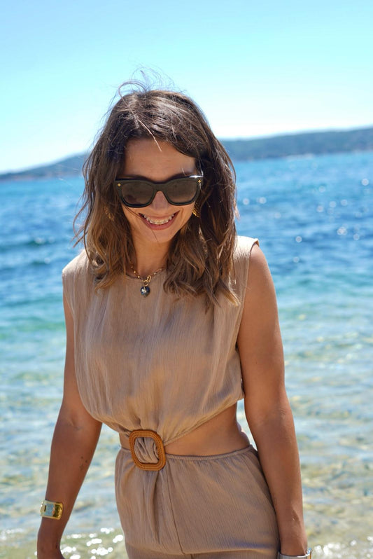 Robe estivale à découpe taille – Beige