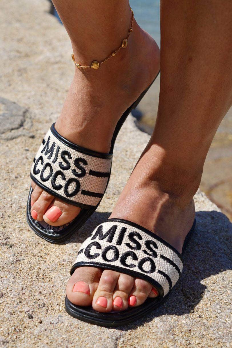 Sandales plates MISS COCO – Look estival tendance