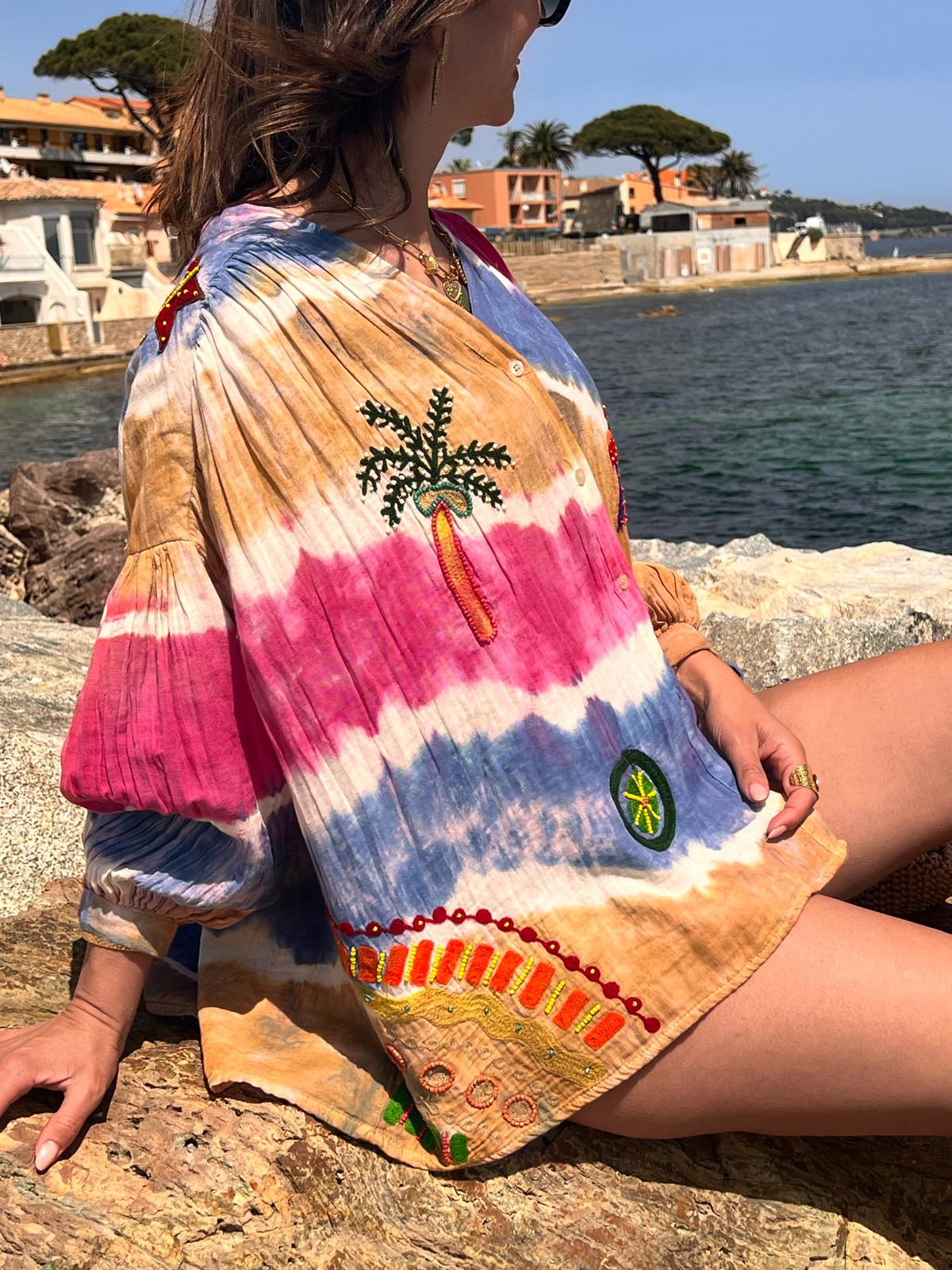 Chemise oversize The Corner – 100% coton brodé à la main