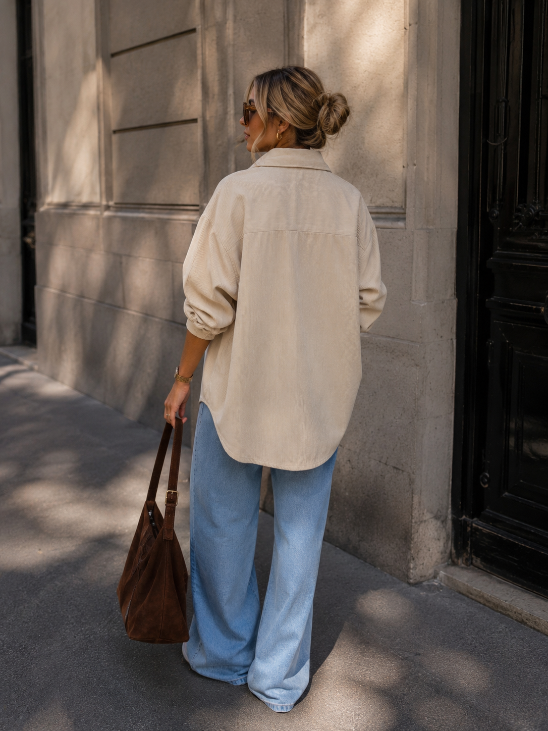 Chemise écrue à attaches – Élégance décontractée